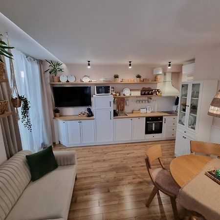 Apartment Polina - 2Bd Next To Sea Garden Varna Eksteriør billede